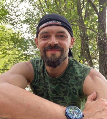 26 вересня у Львові прощатимуться із захисником Віктором Ушковим, що загинув на війні