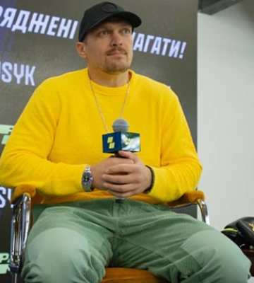 Усик: Крим - це Україна, його просто нахабно віджали