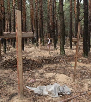 Відплата буде страшною. Зеленський відреагував на масові поховання в Ізюмі