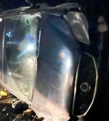 Під Полтавою водійка зіткнулася з бетонним блоком: двоє у лікарні