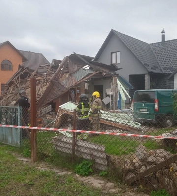 Внаслідок вибуху газу у Сарнах завалився житловий будинок