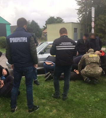 8000$ за послугу: на Волині затримали двох ділків, які допомогали чоловікам виїхати з країни