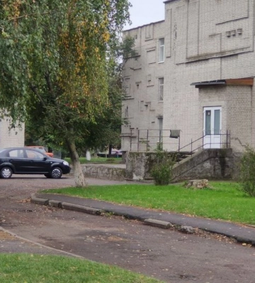 У Луцьку на наявність вибухівки перевіряли чотири навчальні заклади