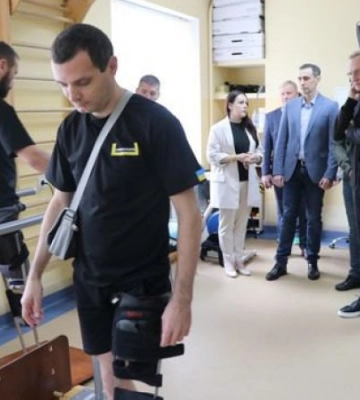У Львові презентували мобільну майстерню протезування