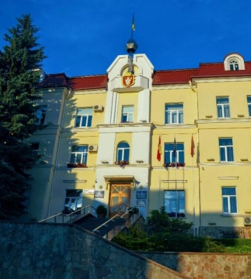 Перейменування вулиць, зміни до бюджету та нове КП: що вирішуватимуть луцькі депутати під час сесії