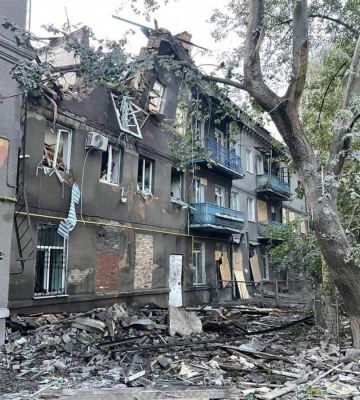 Вночі окупанти інтенсивно обстрілювали Бахмутський та Покровський райони