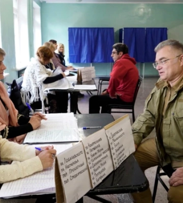 Від маріупольців після псевдореферендуму вимагають з’явитися до військкомату – міськрада