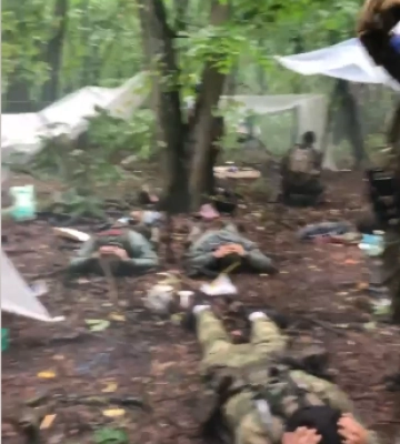 На Харківщині Нацгвардія захопила в полон 15 окупантів, серед них два майора, - ВІДЕО