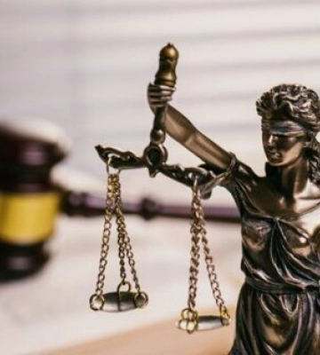 Наказував грабувати мирних мешканців та руйнувати їхні оселі: на Київщині заочно осудили лейтенанта РФ, - Офіс Генпрокурора
