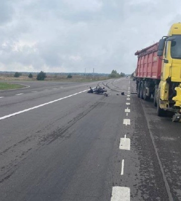 Смертельна ДТП на Волині: вантажівка збила 31-річного мопедиста