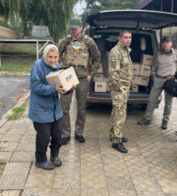 Волонтери “Української команда” привезли до звільненої Харківщини 40 тонн гуманітарної допомоги