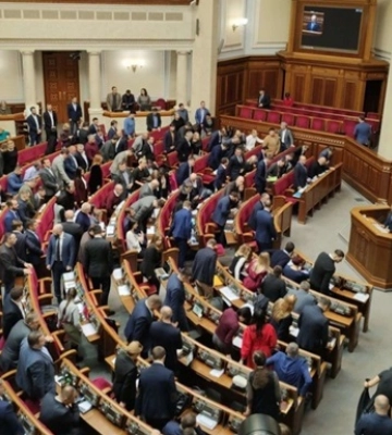 Арахамия рассказал о зарплатах &quot;в конвертах&quot;