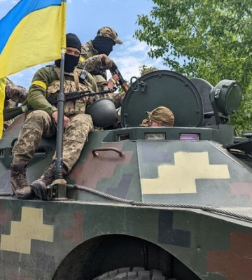 Под Купянском войска РФ попали в окружение