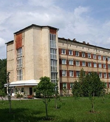 У санаторії «Шкло» на Львівщині готують житло для 600 переселенців
