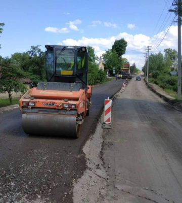 На Львівщині ремонтують дорогу до нового пункту пропуску на кордоні