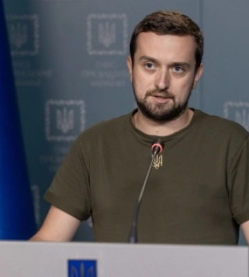 Рятувальники у Дніпрі розібрали завали після російського ракетного удару - ОП