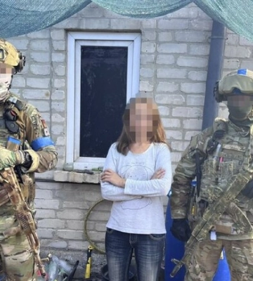 Агентів РФ, які збирали данні про позиції ЗСУ, затримано у Краматорську і Покровську, - СБУ. ФОТО