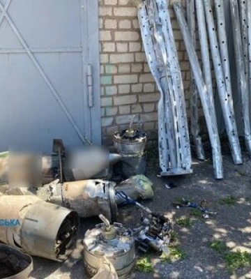 Рашисти вдарили касетними снарядами з &quot;Ураганів&quot; по Криворізькому району. Поранені 13 працівників підприємства, - ОВА