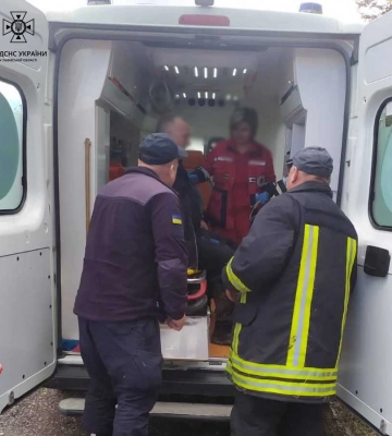 Один травмував ногу, іншого знайшли непритомним: за минулу добу у лісах Львівщині постраждали двоє чоловіків
