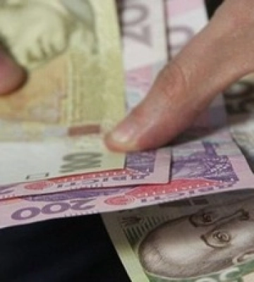 Частині українців розпочали виплати по 1200 грн: хто може отримати