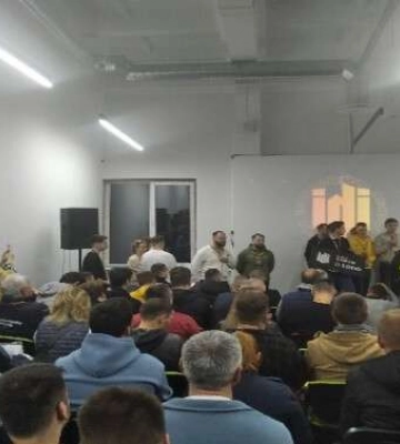 Індустріальний парк Дніпра представили на всеукраїнському хакатоні оборонних технологій