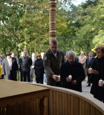 У Бабиному Яру відбулася спільна міжрелігійна молитва