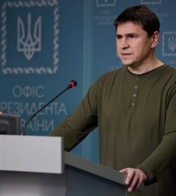 На поле боя ничего не изменит: Подоляк о возможном “присоединении” оккупированных территорий к РФ