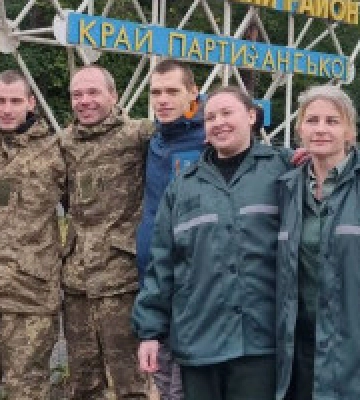 Україна повернула з російського полону чотирьох морпіхів та двох цивільних