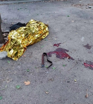 В Миколаєві через обстріл зупинки транспорту загинуло 2 і поранено 12 людей (ФОТО)