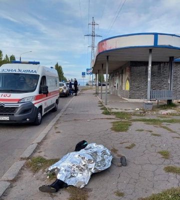 Удар по Миколаєву: є загиблі та багато поранених (фото, відео)