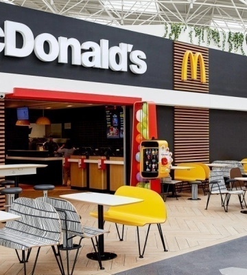 McDonald&#039;s открывает залы в Киеве