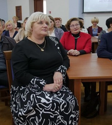 У Кривому Розі привітали освітян з Днем вчителя