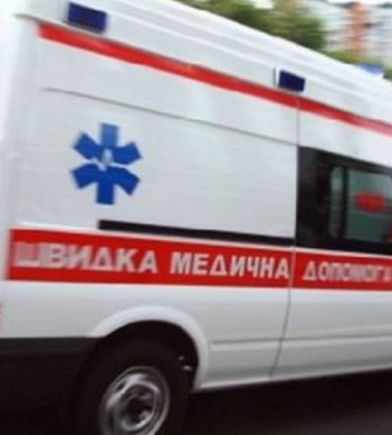 Автомобіль збив жінку з дитиною на переході у Львові