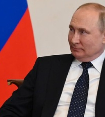 Театр абсурда: как Киев и мир отреагировали на аннексию украинских территорий Россией
