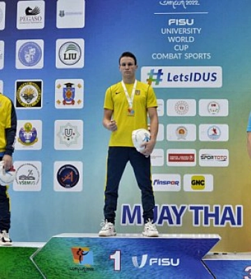 Криворізький спортсмен Олександр Єфіменко виборов золото на Кубку світу з єдиноборств