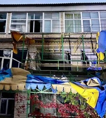 Россияне выпустили по Никополю более 30 снарядов: появились фото последствий