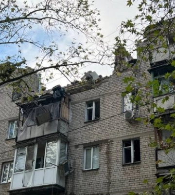 Війна рф з кафе Нікополя та житловою п&#039;ятиповерхівкою Миколаєва: ситуація по регіонах України