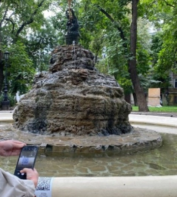На одеських фонтанах з’явилися інформаційні таблички з QR-кодами