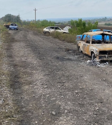 На Харьковщине военные РФ расстреляли автоколонну: минимум 20 погибших
