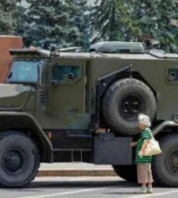 У бік Запорізької області їде важка військова техніка