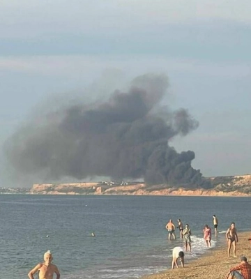 В окупованому Бельбеку вибухи: ЗМІ пишуть про пожежу в аеропорту