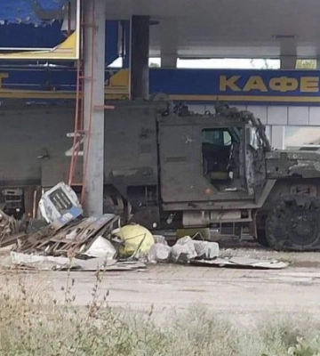 На Херсонщині окупанти вивозять майно вантажівками