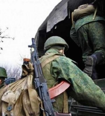 У Маріуполі чоловіків з донецькою реєстрацією відправляють воювати