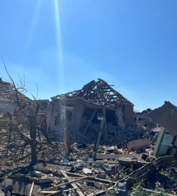 Росіяни обстріляли житлові будинки в Краматорську, троє поранених — фото