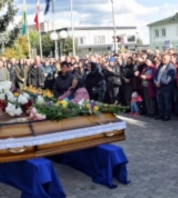 У селищі на Волині попрощалися із п’ятьма загиблими бійцями