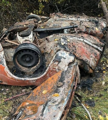 На Черниговщине нашли тела четырех мужчин и автомобиль, предположительно взорвавшийся на мине - К.Тимошенко
