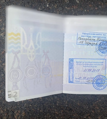 Мешканця Волині затримали за підробку штампів консульств для ухилянтів