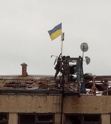 Воїни «Закарпатського легіону» встановили український прапор на найвищій точці Миролюбівки