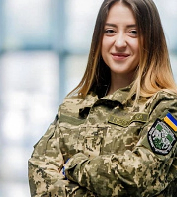Сильна та незламна: особиста історія Галини Клемпоуз, нареченої військовополоненого захисника «Азовсталі»