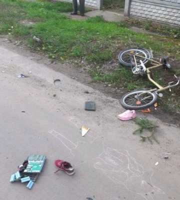В Киевской области водитель сбил двух девочек: дети погибли